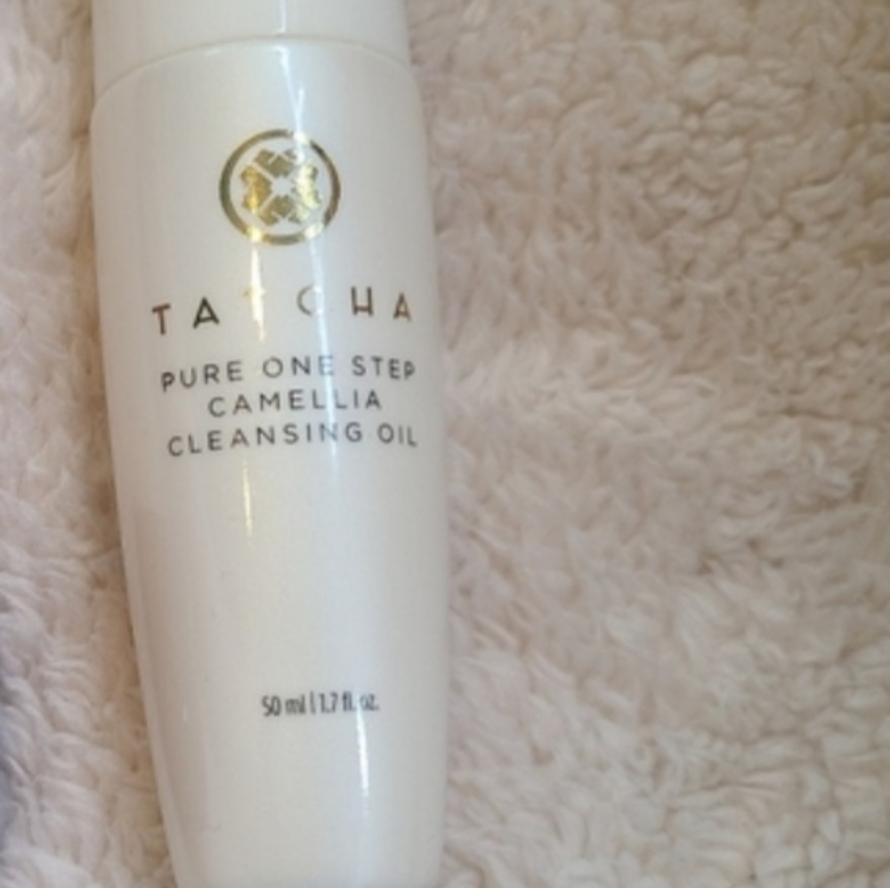 Tatcha camella cleansing oil